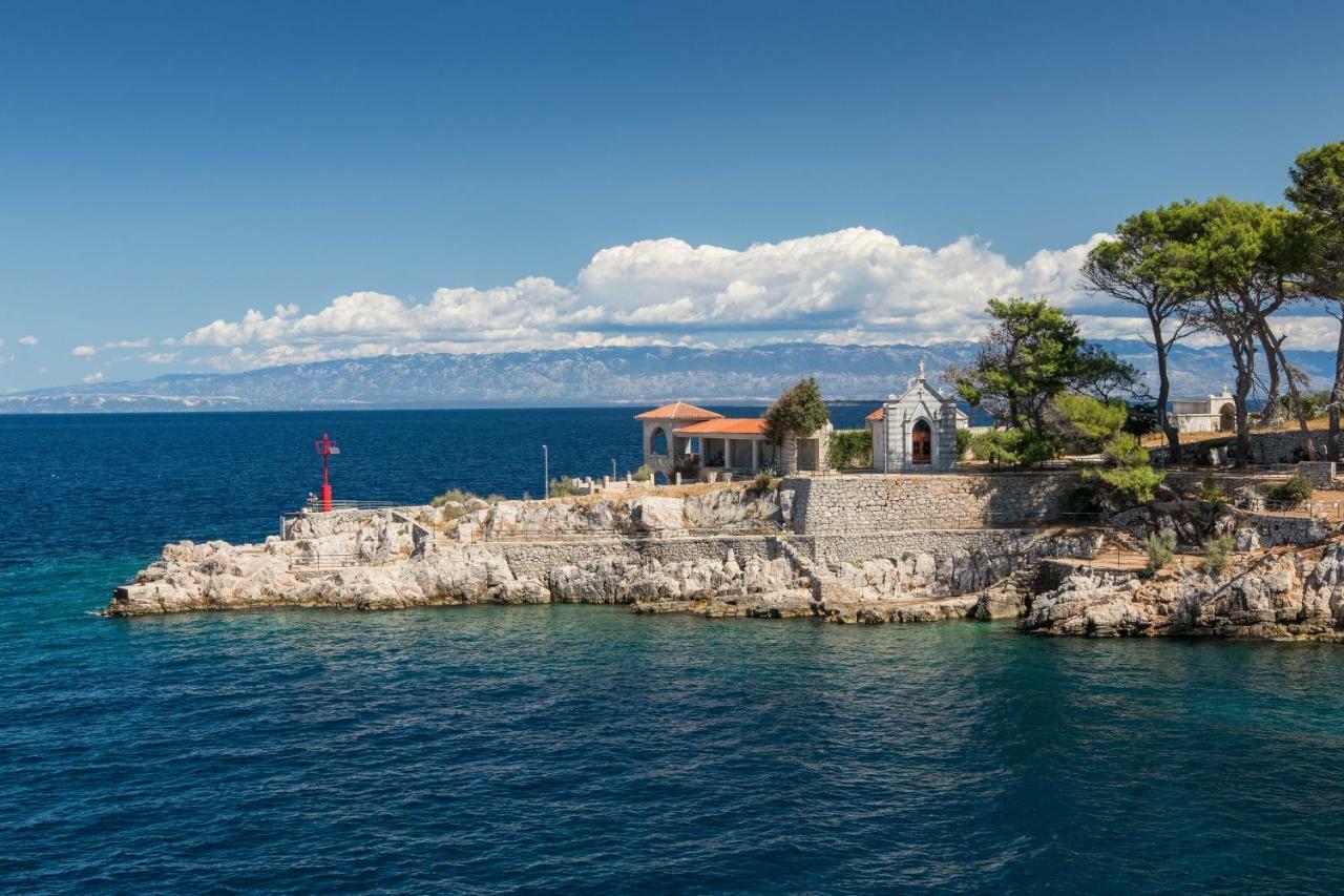 Mediterranes Ferienhaus M. Terrasse Veli Lošinj Exterior foto